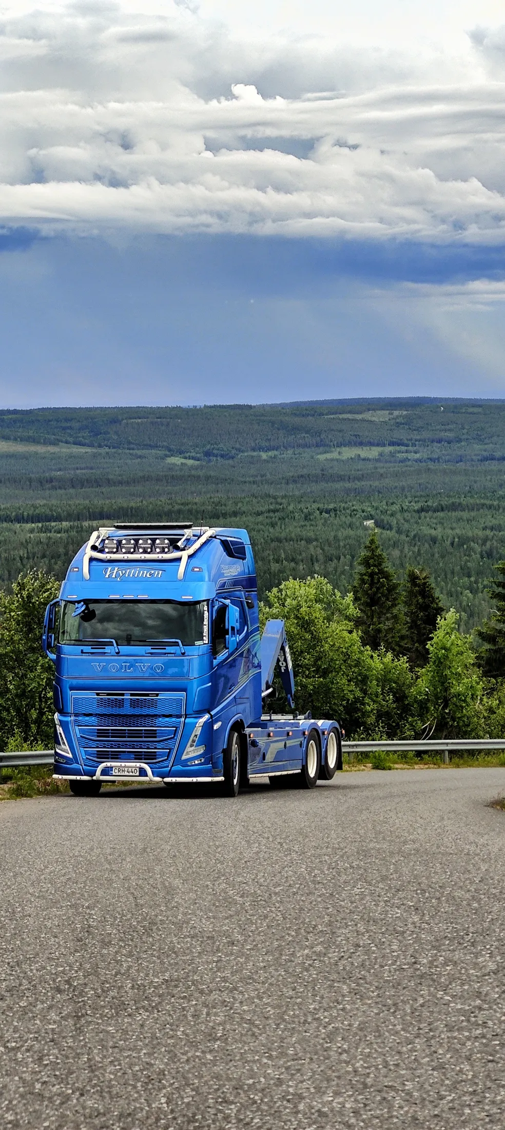 Kuljetuskalusto korkealla